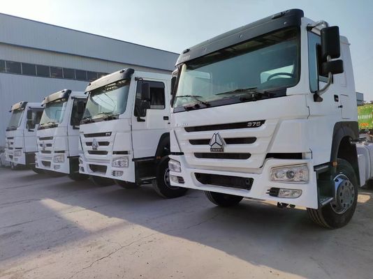 HOWO Sinotuck 6*4 Traktor Lkw Weiß Farbe mit Rohrlosen Reifen Design 8500x2500x3600mm