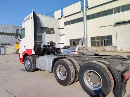 Sinotruk Howoa7 Traktorkopftruck mit Rohrlosen Reifen und 351-450 PS