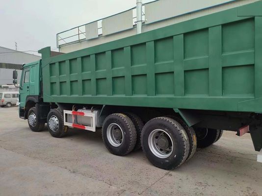 Reifen 12.00r20 ECE-zertifiziert Sinotruk HOWO 8 mal 4 Gebraucht-Dump Truck Grüne Farbe