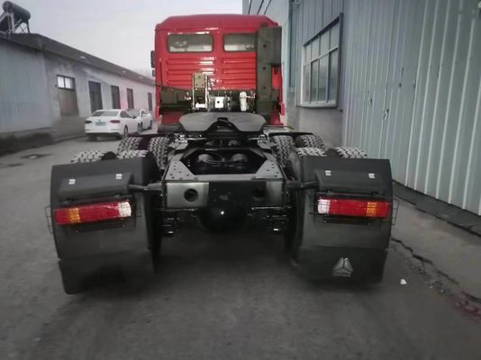 Shacman F3000 6X4 Schwerkopf-Traktor mit ≤5 Sitzplätzen und GCC-Reifenzertifizierung