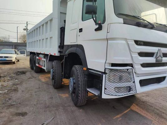 Reifenentwurf Radial Sinotruck HOWO 6*4 Schleppanhänger Lkw Vorderheben Stil