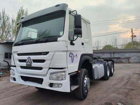 Sinotruck HOWO 6X4 Traktor-Lkw mit 351-450 PS und 6-8L Motorkapazität