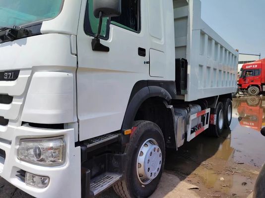 HOWO Dump Truck in den Philippinen mit ISO-Zertifizierung und Frontlifting-Stil