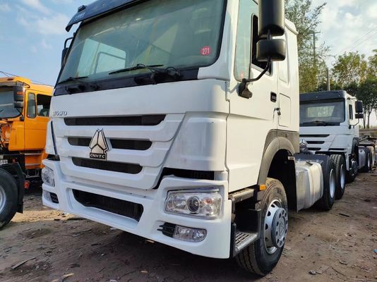 Hauptlastwagen Sinotruk HOWO 6*4 Traktorlastwagen mit Rohrlosen Reifen in gutem Zustand