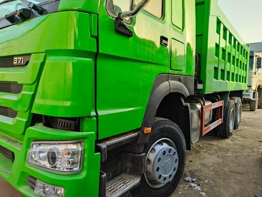 Sinotruk HOWO 6*4 Müllwagen Baugeräte 80 Tonnen Kipperwagen mit Sitzplätzen ≤5