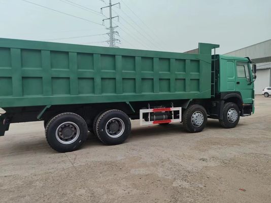 12 Reifen Sinotruk HOWO 8*4 Dump Truck Secondhand Truck Grün mit Handgetriebe