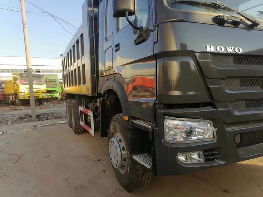 Radiale Reifenkonstruktion Sinotruk HOWO 6*4 Dump Truck für Schwerlasttransport mit ≤5 Sitzen