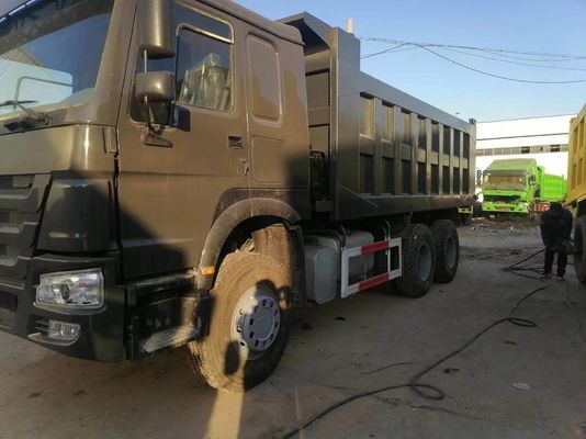 Radiale Reifenkonstruktion Sinotruk HOWO 6*4 Dump Truck für Schwerlasttransport mit ≤5 Sitzen