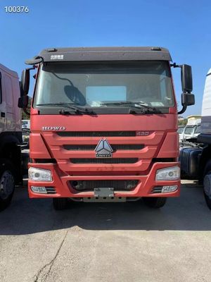 Rohrloser Reifendesign Rotkopf Lkw Sinotruk HOWO 6*4 Traktor Lkw in gutem Zustand