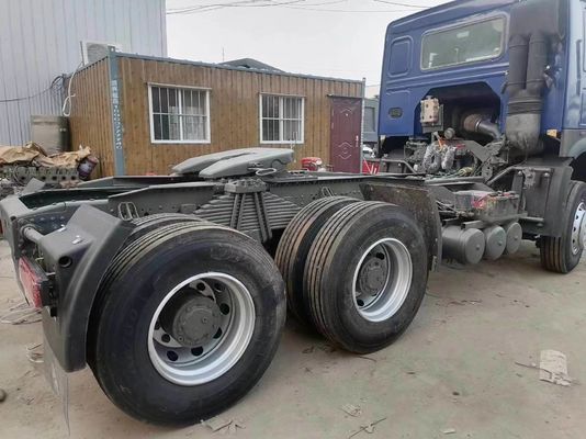 In gutem Zustand Blauer Kopf-Lkw Sinotruk HOWO 6*4 Traktor-Lkw mit 4-6L-Motorkapazität