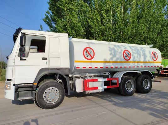 HOWO 6*4 26000 Liter 340 PS Öllieferung Treibstofftransport Tankwagen für ≤5 Sitzplätze