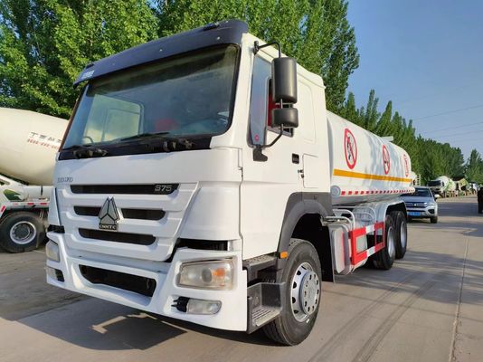8X4 Kraftstofföl-Tank-Fahrzeug mit 351-450 PS und 30000L Tankkapazität