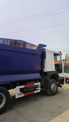 Radiale Reifenkonstruktion HOWO 6*4 Kipper Truck mit 5 Sitzen und großer Ladekapazität