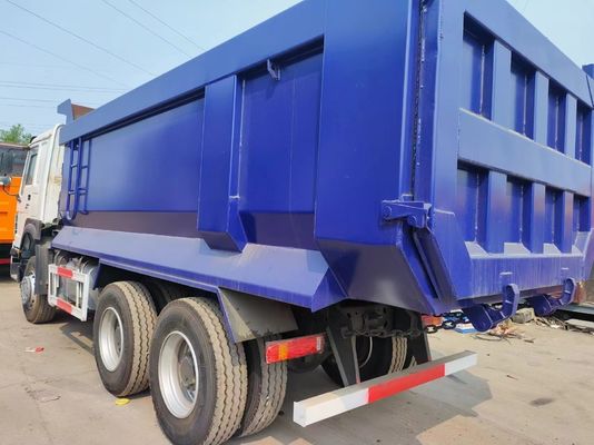 Radiale Reifenkonstruktion HOWO 6*4 Kipper Truck mit 5 Sitzen und großer Ladekapazität