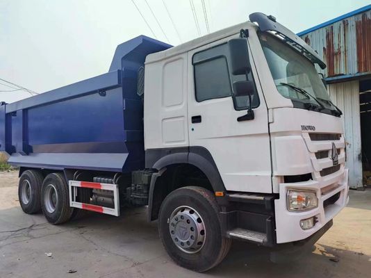 Radiale Reifenkonstruktion HOWO 6*4 Kipper Truck mit 5 Sitzen und großer Ladekapazität