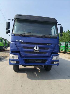 6×4 Antriebsrad HOWO Dump Truck 440 PS und 12 Reifen für schwere Lastkapazität