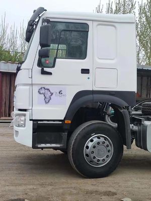 Sinotruk HOWO 400 PS Traktorlastwagen für Callcenter im Ausland mit hoher Leistung &gt; 450 PS