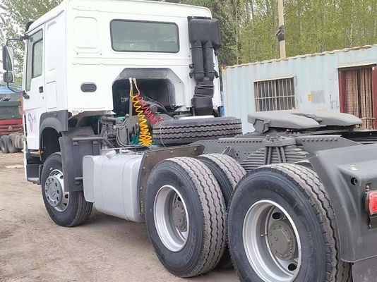 Sinotruk HOWO 400 PS Traktorlastwagen für Callcenter im Ausland mit hoher Leistung &gt; 450 PS