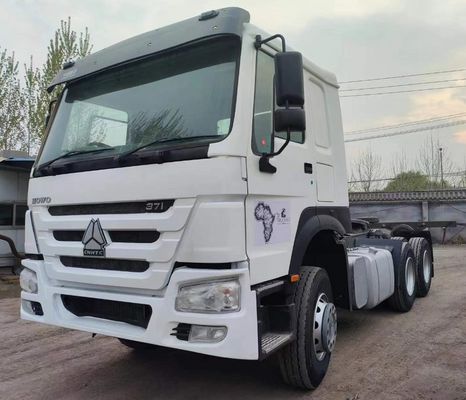 6×4 Antriebsrad Sinotruck HOWO 371HP Traktor Lkw 8,55*2,5*3,5m mit hoher Haltbarkeit
