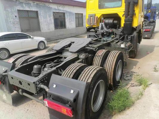 High Horsepower Sinotruk HOWO Traktorwagen mit 6800*2496*2950mm Größe