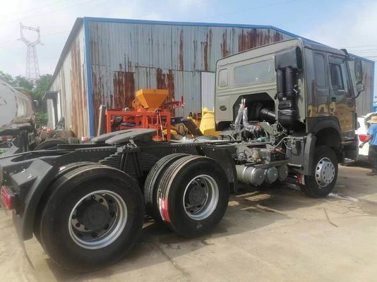 Gebrauchtes Sinotruk HOWO 6X4 10-Rad-Traktor-Lkw mit Schwergetätigkeitsgetriebe in grau