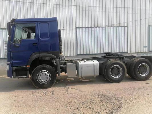 Blauer Sinotruk HOWO 6X4 10-Rad-Traktor mit starker Zugleistung