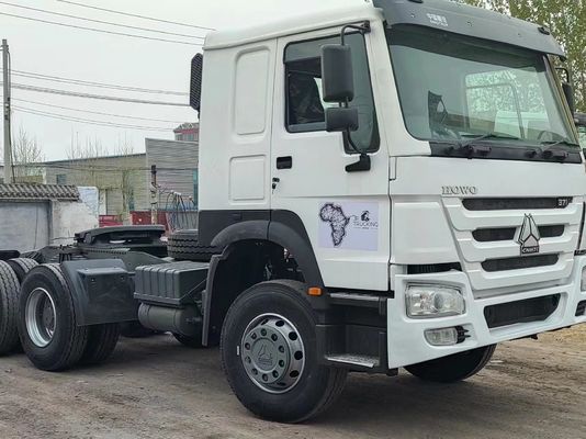 Gebrauchtes Sinotruk HOWO 6X4 8X4 10/12 Räder 371/380/420/400PS Traktorfahrzeug 1 eingeschlossen