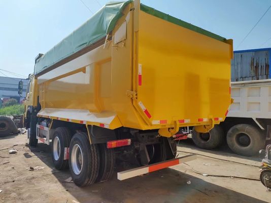 6*4 Gelber U-Typ-Tipper-Lkw Rechtsfahrer Baugräser HOWO Sitzplätze ≤5