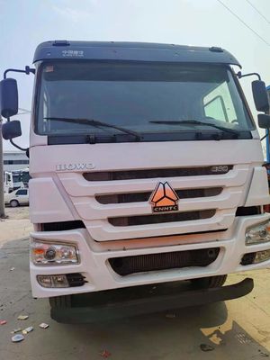 Sinotruck HOWO 6*4 Dump Truck Secondhand Truck 10 Reifen Weiß und Blau U-Typ für Lasten