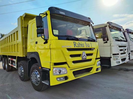 12 Räder Sinotruk HOWO 8*4 Front-Lifting-Stil Dump Truck Manuelle Getriebe