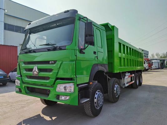 Sinotruk HOWO 8*4 Dump Truck 375 PS Grüne Farbe 10500 x 2600m x 3400mm