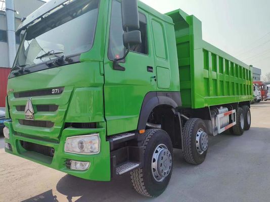 Sinotruk HOWO 8*4 Dump Truck 375 PS Grüne Farbe 10500 x 2600m x 3400mm
