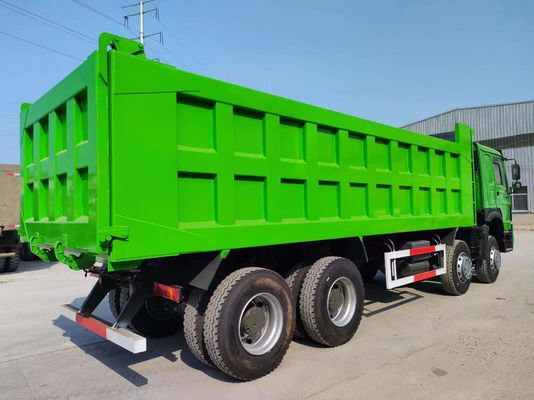 Sinotruk HOWO 8*4 Dump Truck 375 PS Grüne Farbe 10500 x 2600m x 3400mm