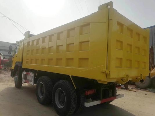 Radial Reifen Design Sinotruck HOWO 6*4 Gelber Dump Truck mit Handgetriebe