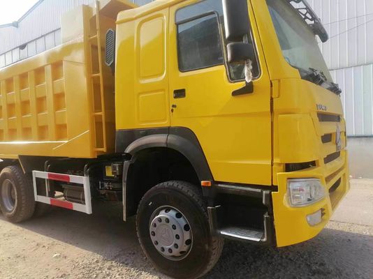 Radial Reifen Design Sinotruck HOWO 6*4 Gelber Dump Truck mit Handgetriebe