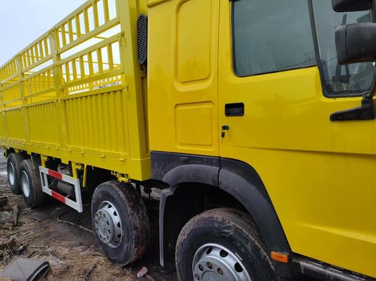 Radial Reifen Design HOWO Sinotruk 8*4 Lastwagen Gebrauchtwagen mit Weichai-Motor