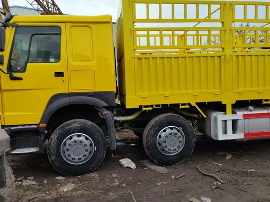 Radial Reifen Design HOWO Sinotruk 8*4 Lastwagen Gebrauchtwagen mit Weichai-Motor