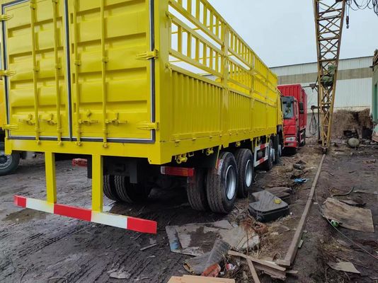 Gelbfarbiger Sinotruck HOWO 6*4 Box Truck Gebrauchtwagen mit ISO-Zertifizierung