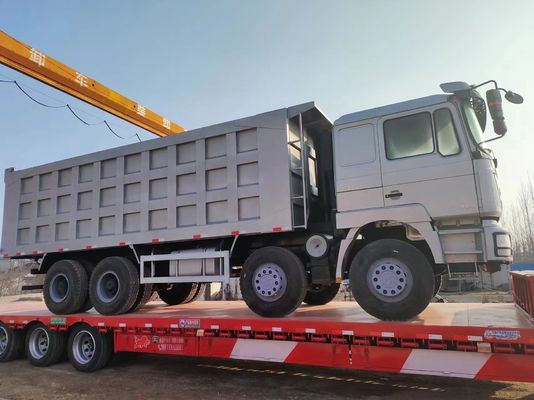 Shacman 8X4 Gebraucht-Dump Truck 375 PS 12 Räder 40t Front-Lifting-Stil PS 351-450 PS